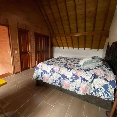 Hermosa Casa , Con Parqueadero En Rionegro Cerca Al Aeropuerto Villa Dış mekan fotoğraf