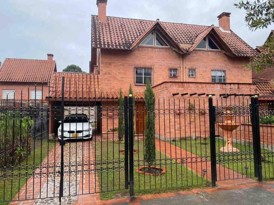 Hermosa Casa , Con Parqueadero En Rionegro Cerca Al Aeropuerto Villa Dış mekan fotoğraf