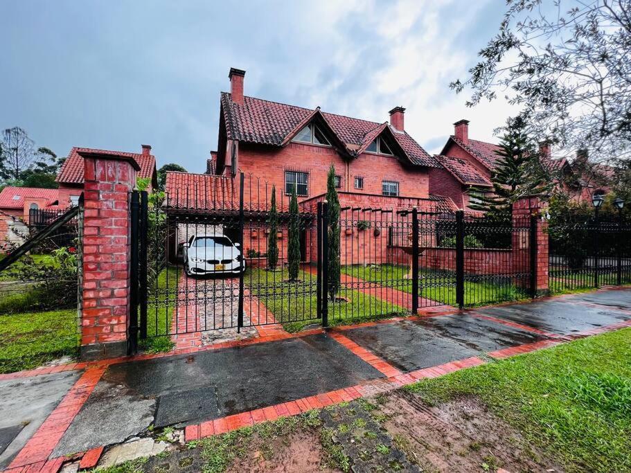 Hermosa Casa , Con Parqueadero En Rionegro Cerca Al Aeropuerto Villa Dış mekan fotoğraf